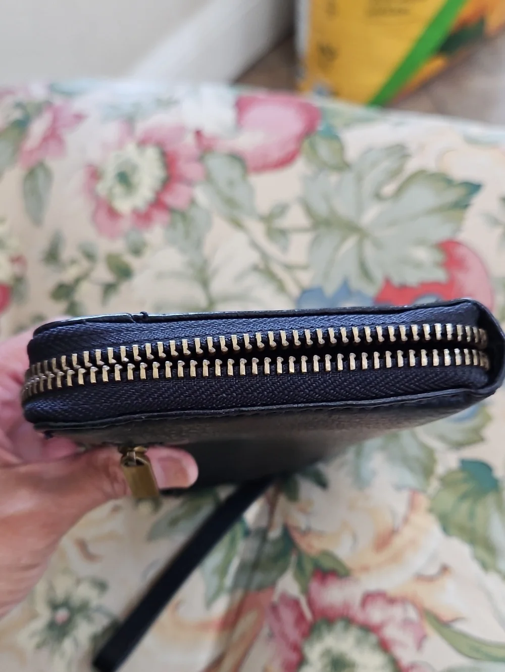 Fossil Black Leather Zip-Around Wristlet Wallet